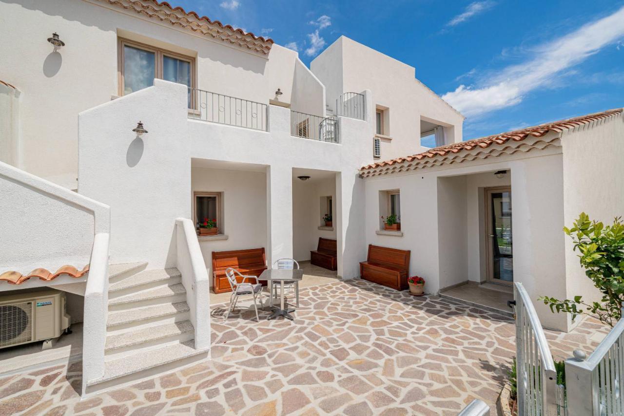 Residenza L'alzoni * San Teodoro (Sardinia)